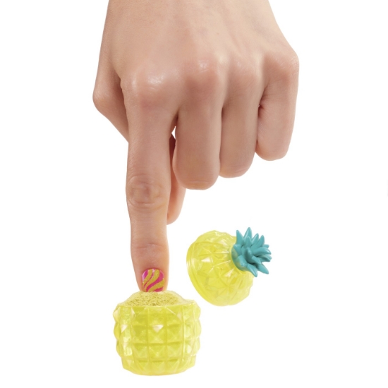 Imagine L.O.L. Surprise! OMG Sweet Nails Pinky Pops Fruit Shop set păpușă cu accesorii