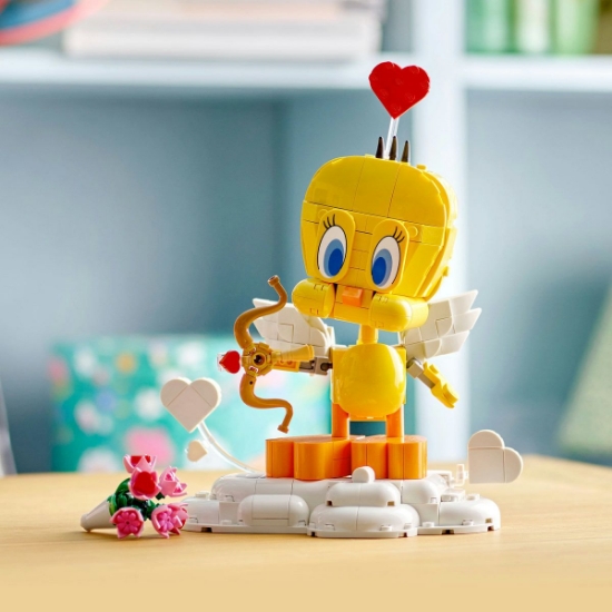Imagine LEGO ICONICS ADORABILUL TWEETY 40824