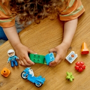 Imagine LEGO DUPLO MOTOCICLETA ALBASTRA DE POLITIE 10471