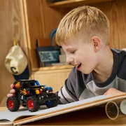 Imagine LEGO TECHNIC MONSTER JAM GRAVE DIGGER FOC SI GHEATA 42219