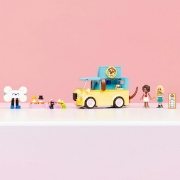 Imagine LEGO FRIENDS FURGONETA CU ACCESORII PENTRU ANIMALE DE COMPANIE 42678