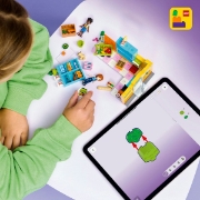 Imagine LEGO FRIENDS MAGAZINAS IN ORASUL HEARTLAKE 42680