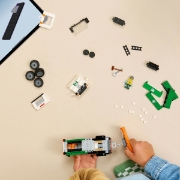 Imagine LEGO CITY VEHICUL CU PLUG DE ZAPADA 60490