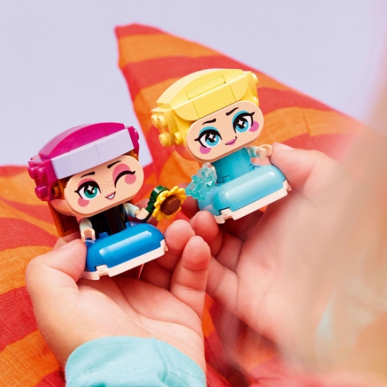 Imagine LEGO DISNEY FROZEN MINIPRINTESELE ANNA SI ELSA 43284