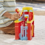 Imagine SPIDEY SI PRIETENII EXTRAORDINARI SCENA DE JOACA TURNUL LUI IRON MAN  SI FIGURINA IRON MAN 10CM