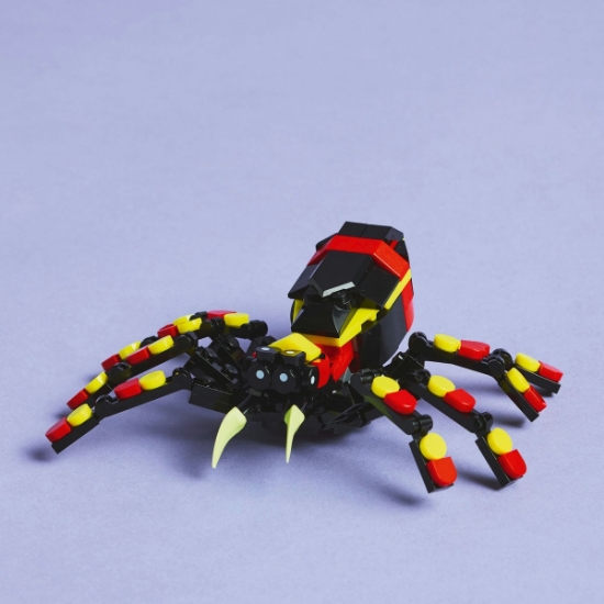 Imagine LEGO CREATOR ANIMALE SALBATICE: PAIANJEN SURPRINZATOR 31159