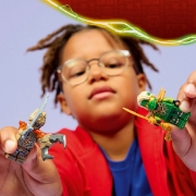 Imagine LEGO NINJAGO LLOYD VS SPINNERUL MONSTRU DE PAMANT 71850