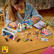 Imagine LEGO FRIENDS CASA FAMILIEI LUI LIANN 42687