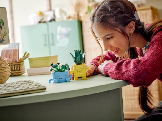 Imagine LEGO BOTANICALS PLANTE FERICITE 10349