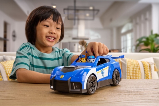 Imagine PATRULA CATELUSILOR CAUTA SI SALVEAZA SET MASINUTA DE SALVARE CU LUMINI SI SUNETE CRUISER SI FIGURINA CHASE 