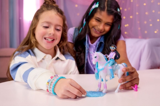 Imagine UNICORN ACADEMY SET AVENTURA CU PIETRE PRETIOASE A LUI GLACIER