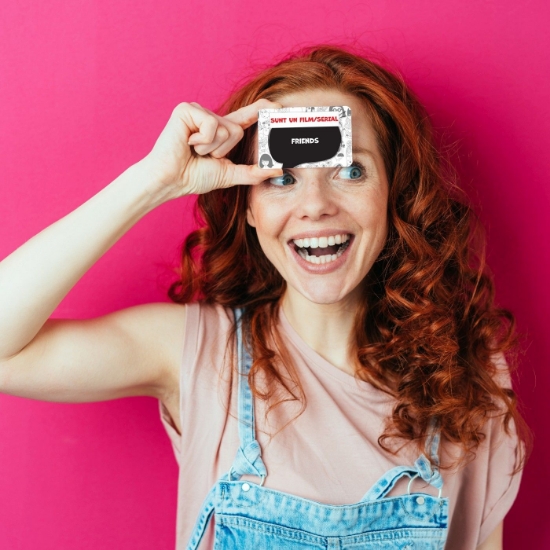 Imagine JOC DE CARTI TI-E SCRIS IN FRUNTE