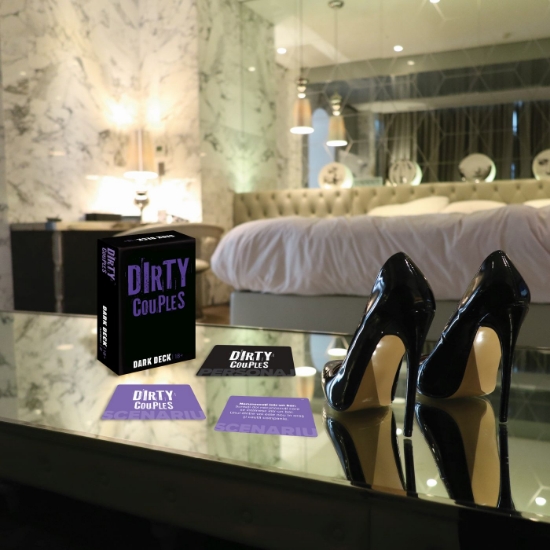 Imagine JOC DE CARTI DARK DECK DIRTY COUPLES IN LIMBA ROMANA