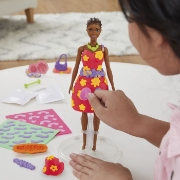 Imagine PLAY DOH BARBIE SET PLASTELINA CREATII VESTIMENTARE FLORALE