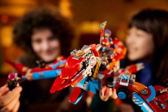 Imagine LEGO DREAMZzz Dinozaurul robot C-Rex al lui Cooper 71484