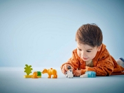 Imagine LEGO DUPLO FAMILII DE ANIMALE SALBATICE: PINGUINI SI LEI 10442