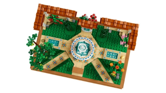 Imagine Lego Icons Grădina cu fântână 10359