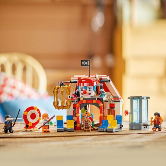 Imagine LEGO ONE PIECE CORTUL DE CIRC AL CLOVNULUI BUGGY 75637
