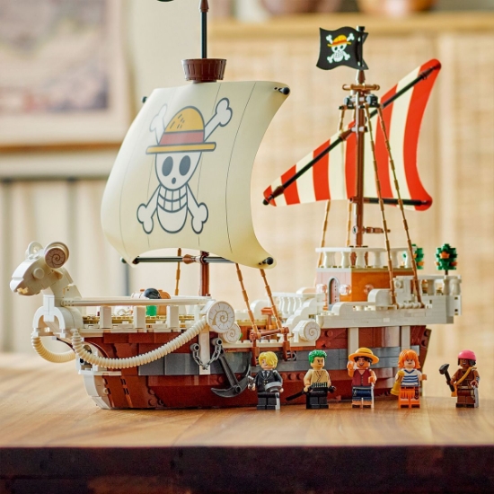 Imagine LEGO ONE PIECE CORABIA DE PIRATI FASNEATA MERRY 75639