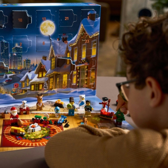 Imagine LEGO CITY CALENDAR DE ADVENT 2025 60475 