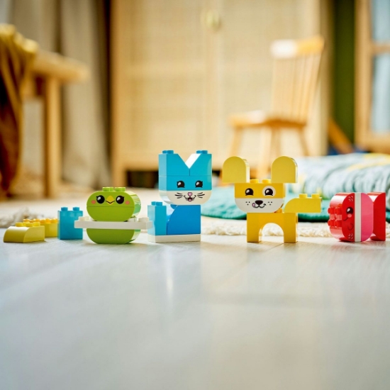 Imagine LEGO DUPLO ANIMALUTE DE COMPANIE CREATIVE 3 IN 1 10477