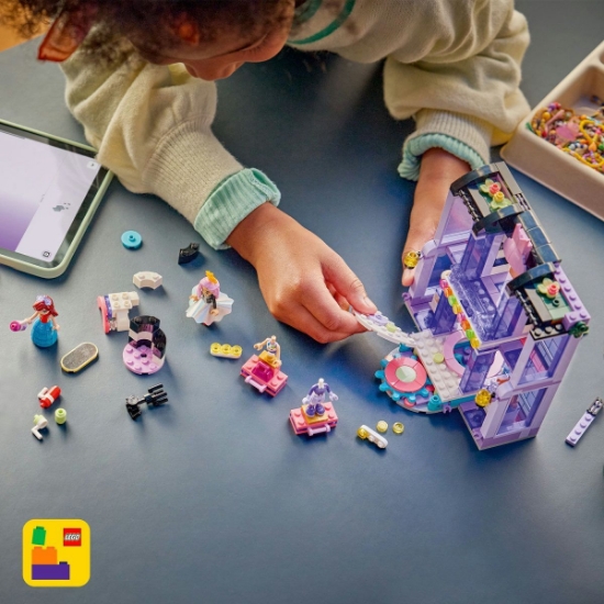 Imagine LEGO FRIENDS SHOW DE MODA IN ORASUL HEARTLAKE 42685