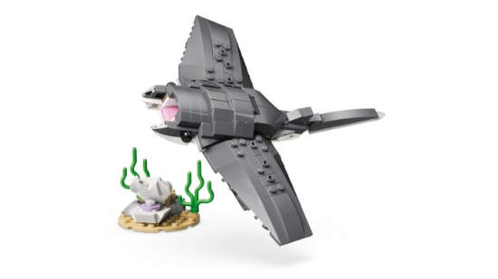 Imagine LEGO CREATOR RECHIN FEROCE CU UN CUFAR DE COMORI 31381