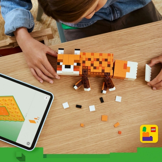 Imagine LEGO MINECRAFT VULPEA 21588