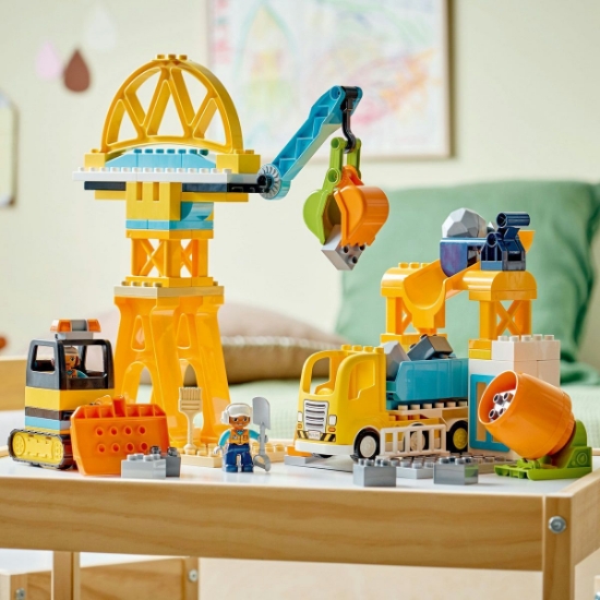 Imagine LEGO DUPLO SANTIER SI VEHICULE DE CONSTRUCTII 3 IN 1 10476