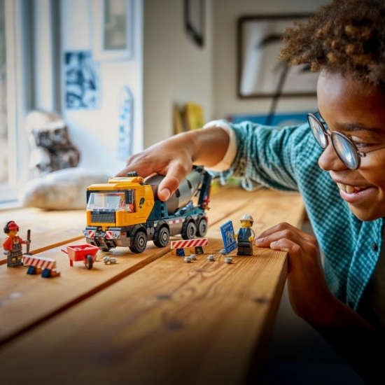 Imagine LEGO CITY AUTOBETONIERA 60478