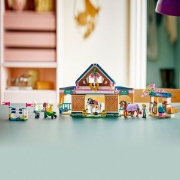 Imagine LEGO FRIENDS GRAJD DE CAI SI ACADEMIE DE ECHITATIE 42688