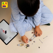 Imagine LEGO STAR WARS MOTOCICLETA RAPIDA A LUI MANDALORIAN SI GROGU 75436