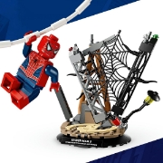 Imagine LEGO MARVEL BATALIE MEMORABILA OMUL PAIANJEN VS SANDMAN 76334