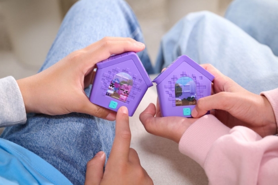 Imagine BITZEE JUCARIE INTERACTIVA CASUTA CATEILOR