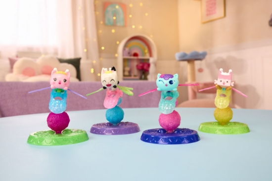 Imagine GABBYS DOLLHOUSE FAIRYLANDIA SET DE JOACA ZANA PISICUTEI CU FIGURINE SI ACCESORII