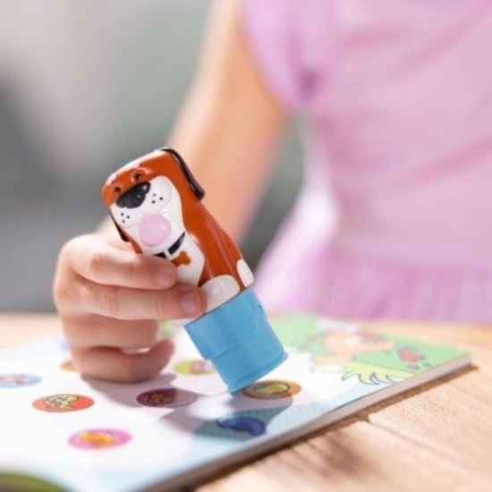 Imagine MELISSA AND DOUG STICKER WOW SET DE JOACA AUTOCOLANTE SI STAMPILA CATELUS