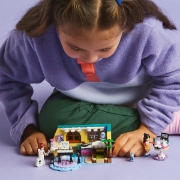 Imagine LEGO FRIENDS CAMERA LUI PAISLEY 42647