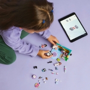 Imagine LEGO FRIENDS CAMERA LUI PAISLEY 42647