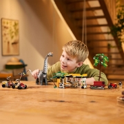 Imagine LEGO JURASSIC WORLD RENASTEREA MISIUNE DE URMARIRE A UNUI VELOCIRAPTOR SI A UNUI TITANOSAURUS 76973 