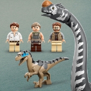 Imagine LEGO JURASSIC WORLD RENASTEREA MISIUNE DE URMARIRE A UNUI VELOCIRAPTOR SI A UNUI TITANOSAURUS 76973 