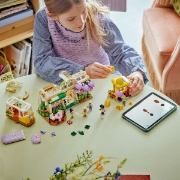 Imagine  LEGO FRIENDS CAFENEA CU MULTE PLANTE SI FLORARIE 42671