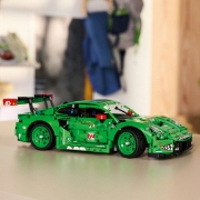Imagine LEGO TECHNIC MASINA PORSCHE 911 GT3 R REXY AO RACING 42224