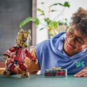 Imagine LEGO MARVEL GROOT IN UNIFORMA RAVAGER 76341