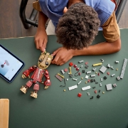 Imagine LEGO MARVEL GROOT IN UNIFORMA RAVAGER 76341