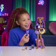 Imagine MONSTER HIGH PAPUSA CLAWDEEN WOLF CU ACCESORII