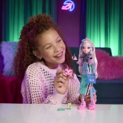 Imagine MONSTER HIGH PAPUSA LAGOONA BLUE CU ACCESORII