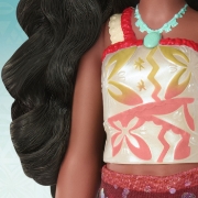 Imagine DISNEY VAIANA 2 COLOR CHANGE SET PAPUSA VAIANA INNOT CU ACCESORII