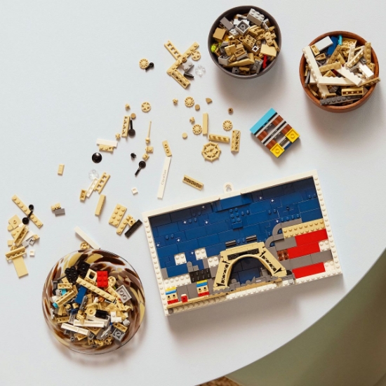 Imagine LEGO ARHITECTURE ORASUL IUBIRII 21064