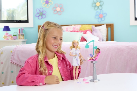 Imagine BARBIE SET DE JOACA PAPUSA BARBIE BLONDA FACE CARIERA DENTIST