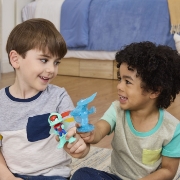 Imagine SPIDEY SI PRIETENII LUI UIMITORI MARVEL WATER WEBS SET 2 FIGURINE SPIDEY SI HYDRO MAN CU ACCESORII